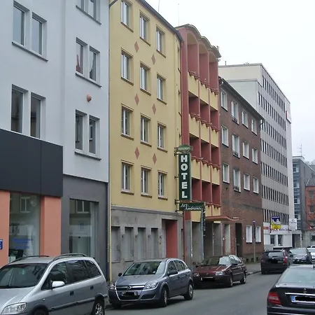 Art-ambiente فندق 3*