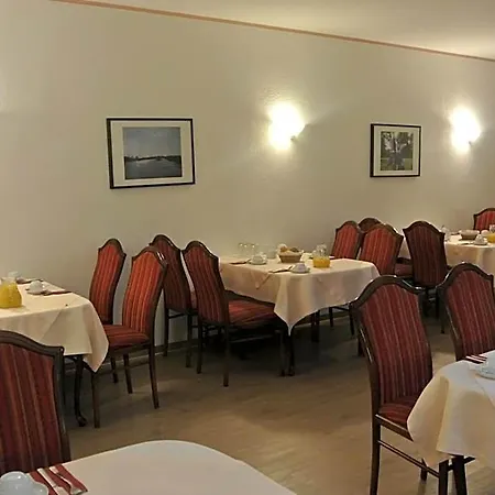 Art-ambiente Hotel 3*